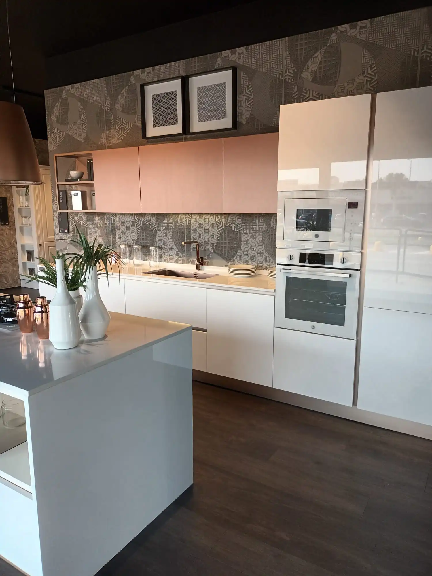 Cucina-Lube-Immagina-Bianco-Lucido-Rame-Spazzolato-2