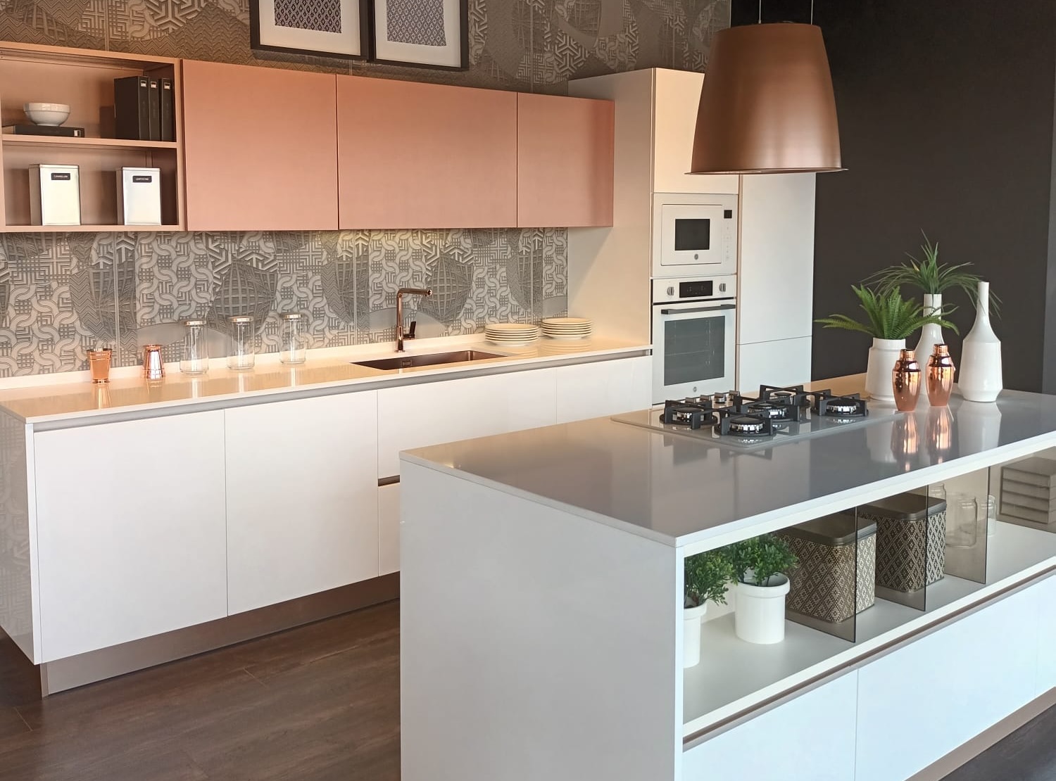 Cucina Lube Immagina Bianco Lucido + Rame Spazzolato prezzo outlet | Cucine Lube Outlet | Creo Kitchens | Pronta Consegna