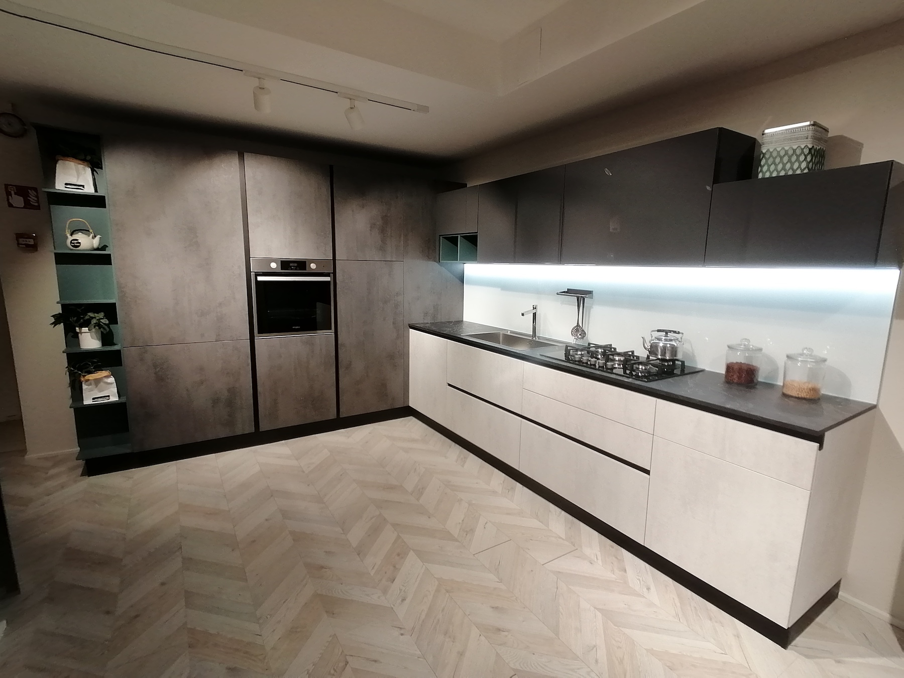 Cucina Tablet Neck Cemento prezzo outlet | Cucine Lube Outlet | Creo Kitchens | Pronta Consegna