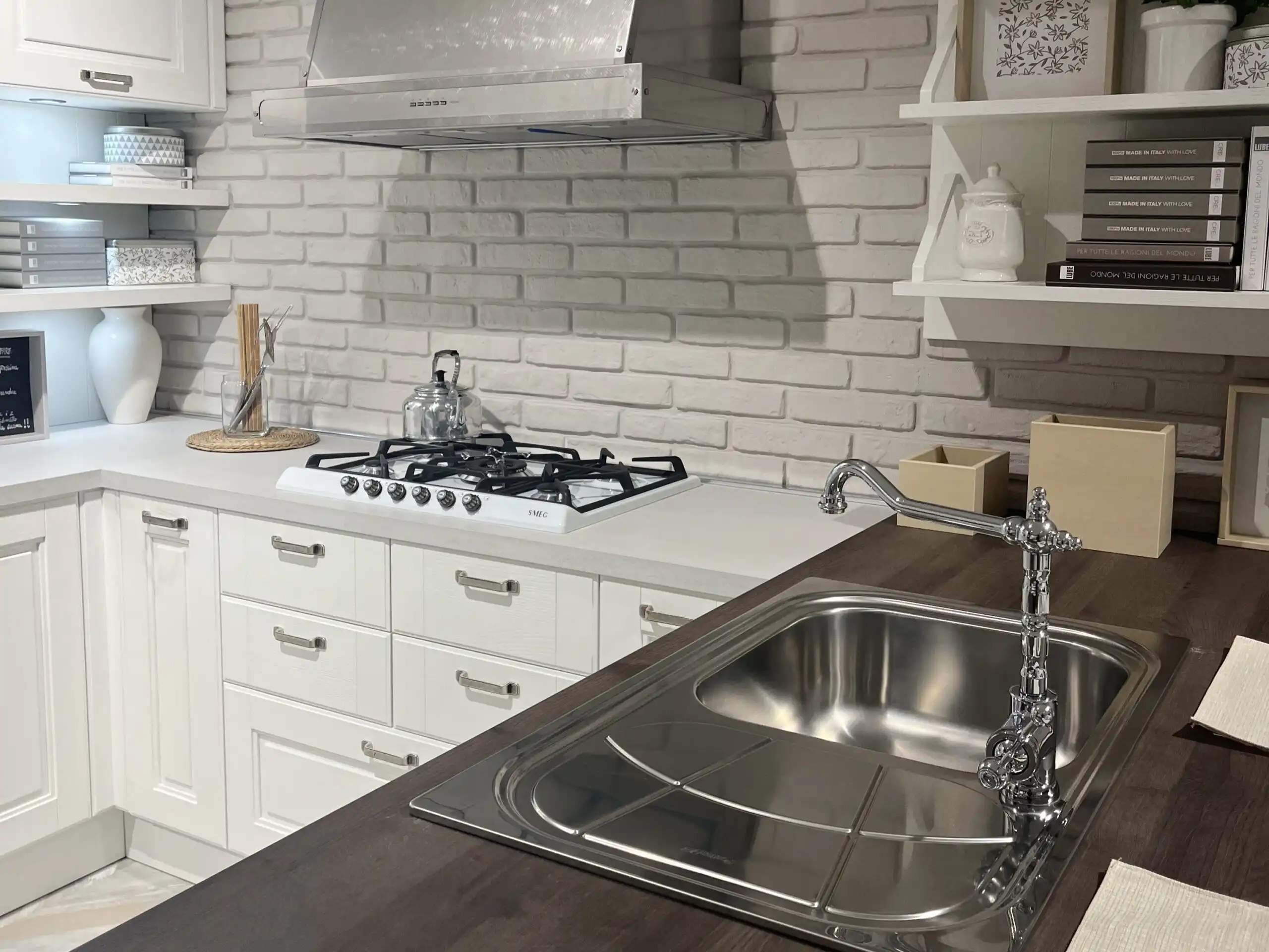 Cucina-Agnese-con-penisola