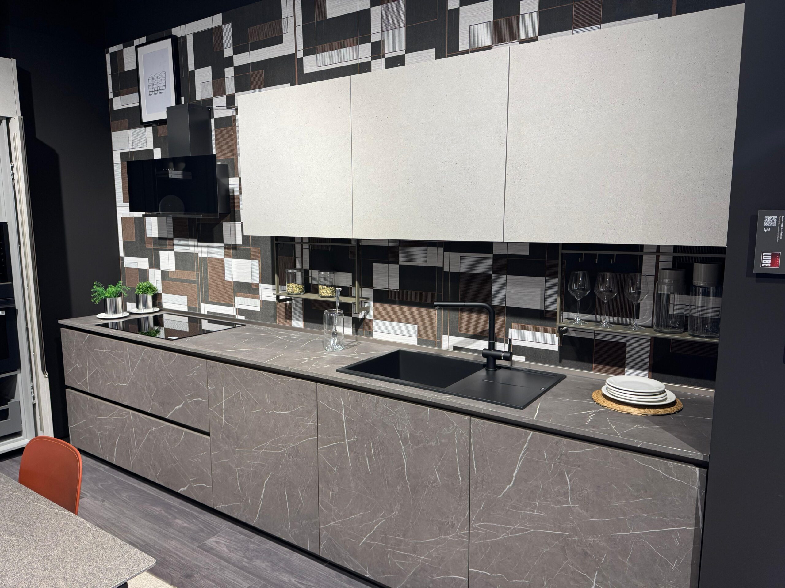 Cucina Immagina marmo prezzo outlet | Cucine Lube Outlet | Creo Kitchens | Pronta Consegna