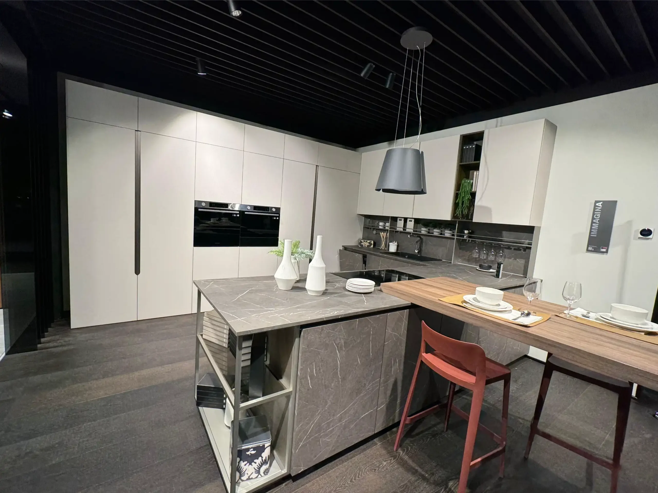 immagina-marmo-grigio-1-scaled