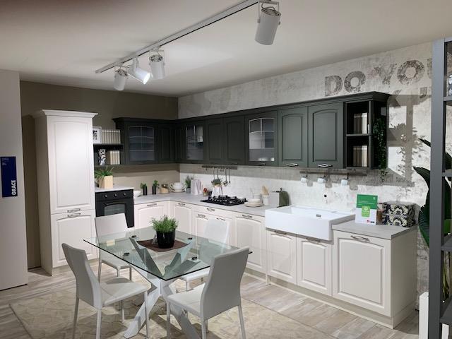 Cucina Grace prezzo outlet | Cucine Lube Outlet | Creo Kitchens | Pronta Consegna